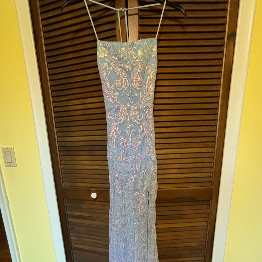 NWT Windsor formal light blue with sequins dress size small